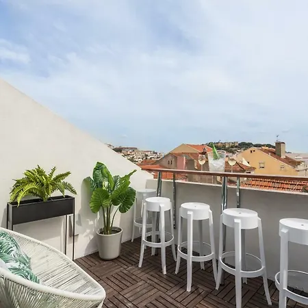 Apartment Rossio Penthouse Three-bedroom W/ River View And Parking - By Lu Holidays *