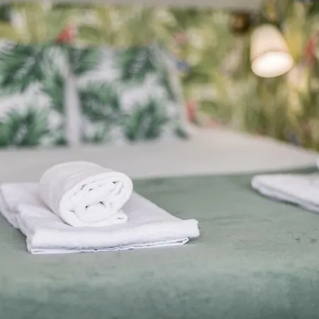 Rossio Penthouse Three-bedroom W/ River View And Parking - By Lu Holidays Lissabon